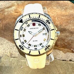 Swiss Military Hanowa 11499L Swiss Quartz Watch Sapphire Crystal MOP Dial